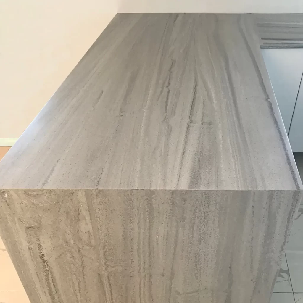 ThinkSolid-Vena-Storm-Grain-Corner Think Solid Vena Storm Grain Corner